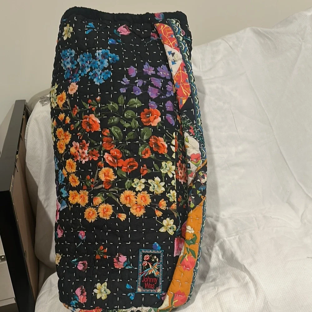 Johnny Was Multicolor Floral Quilt - Picture 7 of 12